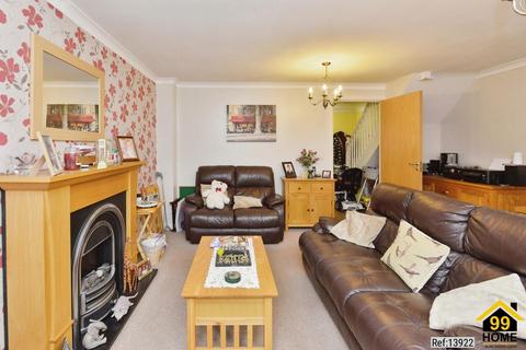 14 Bridge Hook Close, Wolverton Mill, Milton Keynes, MK12 5GQ