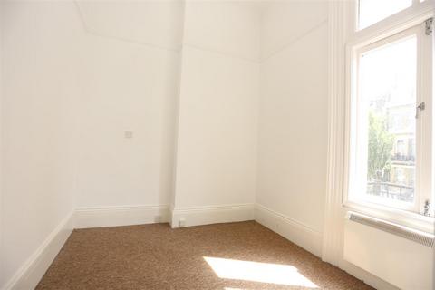 1 bedroom flat to rent, First Avenue, Hove