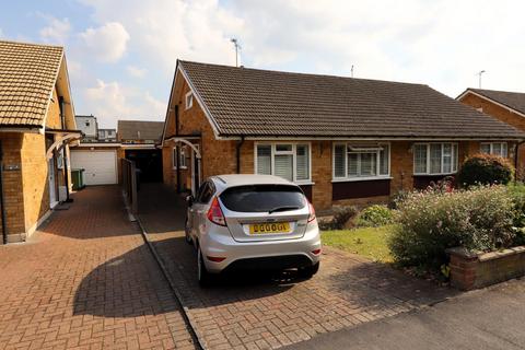 2 bedroom semi-detached bungalow for sale, High Road, Watford WD25