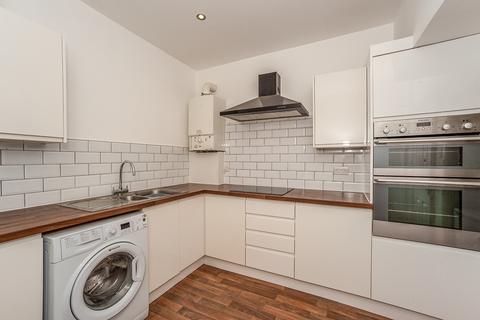 1 bedroom property to rent, Campbell Road, Kent DA11