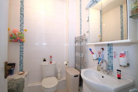 1c Broomloan Lane, Sutton, SM1 2PL