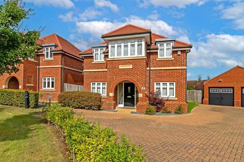 4 bedroom detached house for sale, The Green, Kings Park, St. Albans