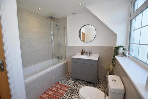 39 Banyard Way, Rochford, SS4 1UQ