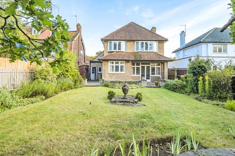 4 bedroom detached house for sale, The Drive, Esher, KT10