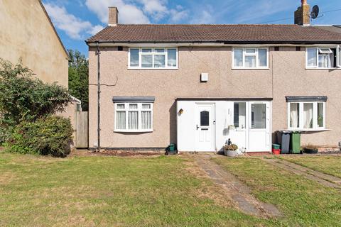 3 bedroom end of terrace house for sale, Marbles Way, Tadworth KT20