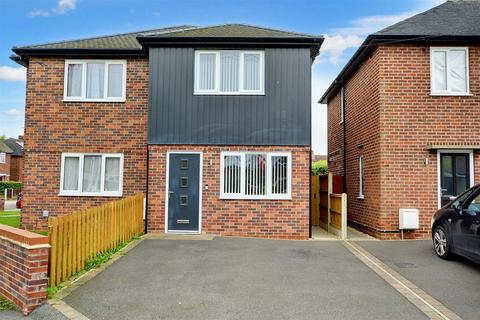 2 bedroom semi-detached house for sale, Laurel Crescent, Long Eaton, Nottingham