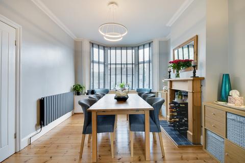 230 Baddow Road, Chelmsford, CM2 9QR