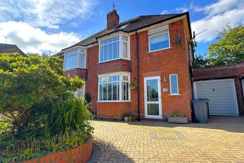 4 bedroom semi-detached house for sale, Woodfall Avenue, Birmingham B30