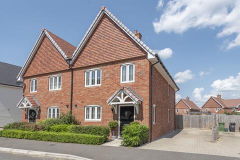 3 bedroom semi-detached house for sale, Miller Place, Abingdon OX13