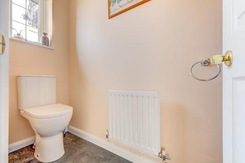 7 Berkeswell Close, Redditch, B98 8SF