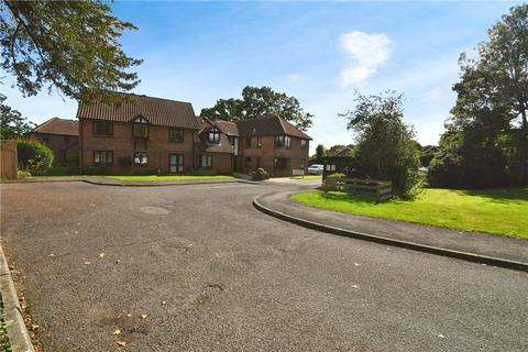 2 bedroom apartment for sale, Kingsmead, Lower Common Road, West Wellow, Romsey