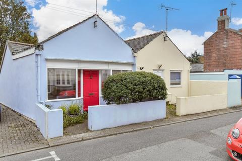 1 bedroom semi-detached house for sale, Gladstone Road, Walmer, Deal, Kent