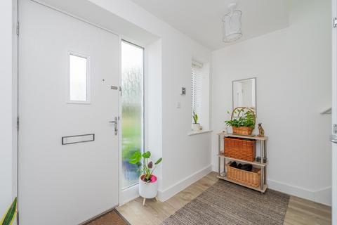 19 Celandine Drive, Coven, Wolverhampton, WV9 5FD