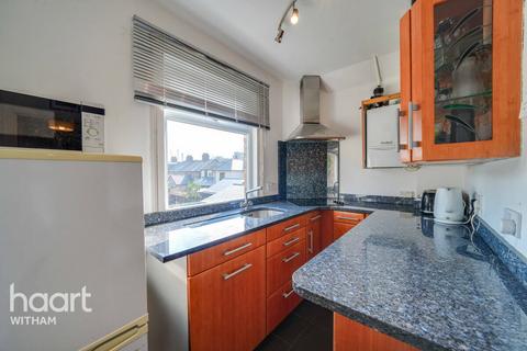 36b Braintree Road, Witham, CM8 2DB