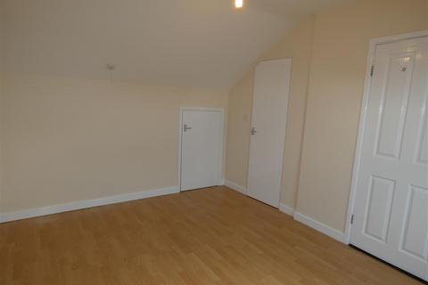 2 bedroom apartment to rent, Park Lane, Poynton, Stockport