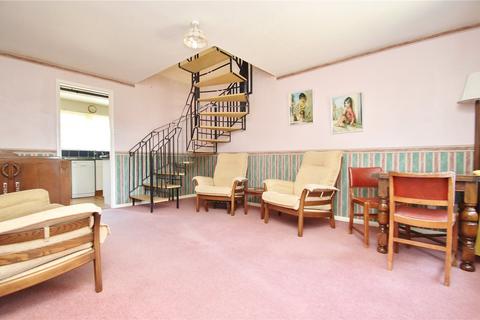 8 Cheviot Way, Verwood, BH31 6UG