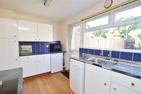 8 Cheviot Way, Verwood, BH31 6UG