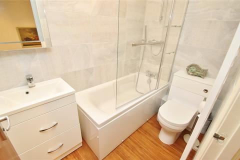 8 Cheviot Way, Verwood, BH31 6UG