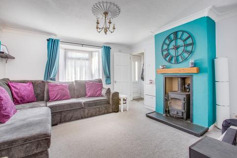 22 Charsley Close, Little Chalfont, Amersham, HP6 6QQ