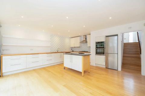 5 bedroom house to rent, Meadowbank, London NW3