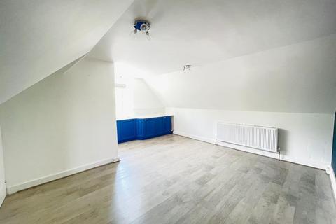 1 bedroom flat for sale, Grafton Close, Worcester Park