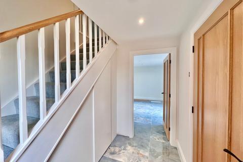 3 bedroom barn conversion for sale, Worsham Lane, Bexhill On Sea, TN40