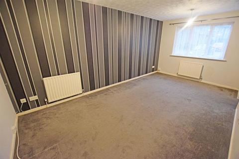 1 bedroom flat to rent, Meresborough Road, RAINHAM