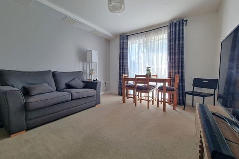 2 bedroom flat for sale, Defiant Close, Folkestone CT18