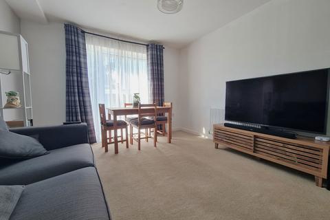 2 bedroom flat for sale, Defiant Close, Folkestone CT18