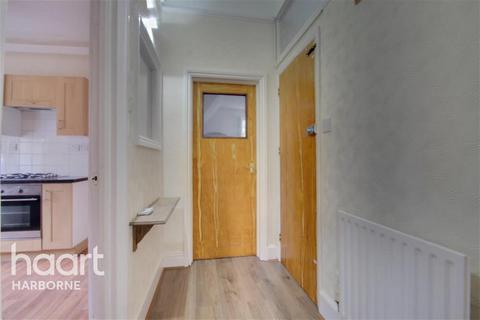 2 bedroom flat to rent, Wake Green Road, Moseley