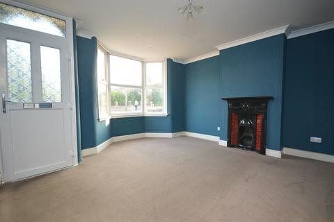 2 bedroom terraced house to rent, Coggeshall Road, Braintree, CM7