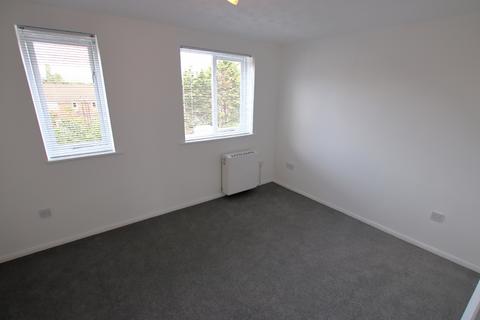 1 bedroom flat for sale, Plumtree Close, Dagenham RM10