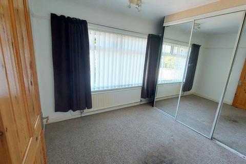 3 bedroom semi-detached house for sale, Dykin Close, Widnes