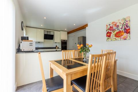 3 Abbey Gardens, Natland, Kendal, LA9 7SP
