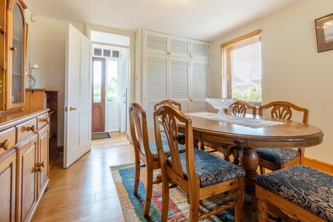 3 Abbey Gardens, Natland, Kendal, LA9 7SP