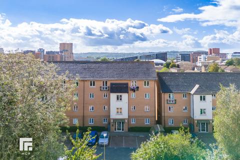 2 bedroom apartment for sale, Vellacott Close, Lloyd George Avenue