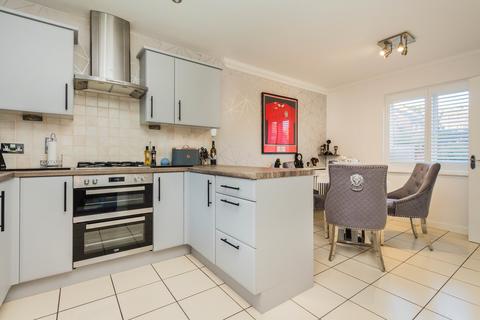 5 Dairy Way, Irthlingborough, Wellingborough, NN9 5TH