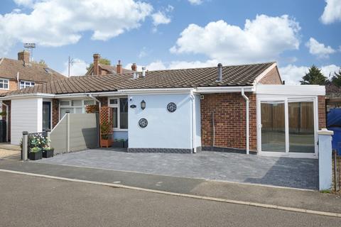 2 bedroom semi-detached bungalow for sale, The Ridings, Desborough