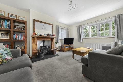 2 Franklin Passage, London, SE9 6RG