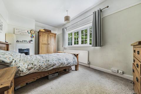 2 Franklin Passage, London, SE9 6RG