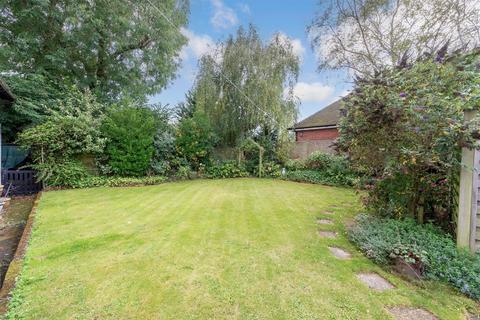 3 bedroom detached house for sale, Harvel Street, Harvel, Meopham, Kent