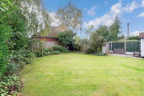 3 bedroom detached house for sale, Harvel Street, Harvel, Meopham, Kent