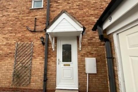 2 bedroom semi-detached house to rent, Coledale Close, Rawcliffe