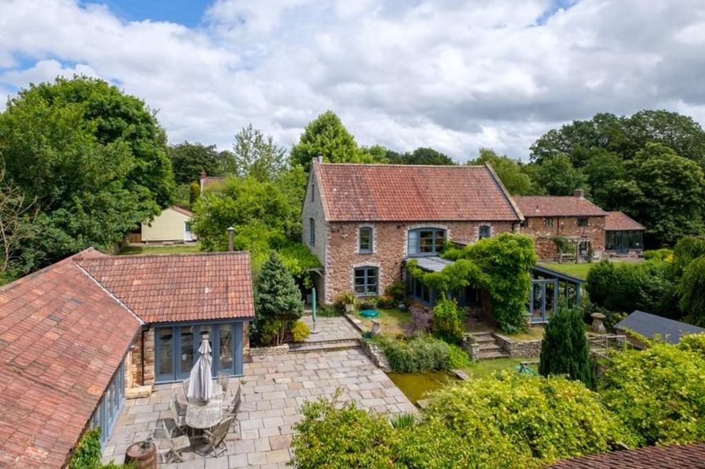 The Granary and Pool House