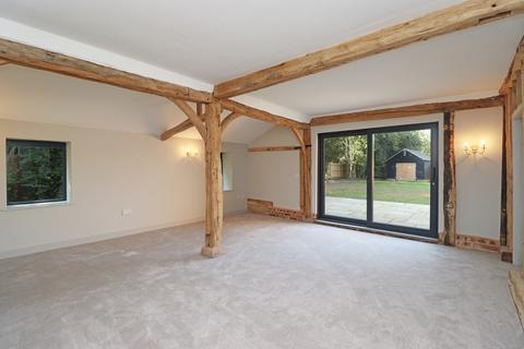 2 bedroom barn conversion for sale, Church Lane, Beaumont