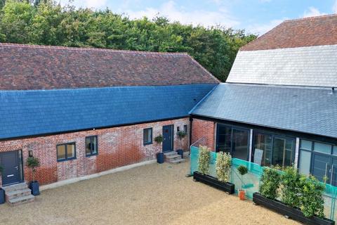 2 bedroom barn conversion for sale, Church Lane, Beaumont