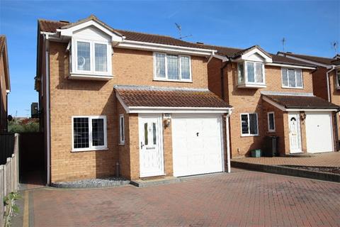 4 bedroom detached house for sale, Greenacres, Clacton on Sea