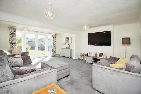 3 bedroom detached bungalow for sale, Furlongs Close, Syston, LE7