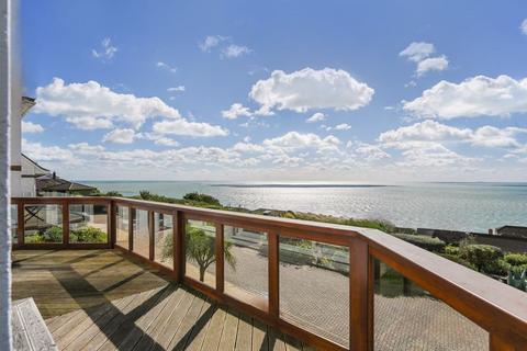 4 bedroom detached house for sale, Sandgate/Folkestone