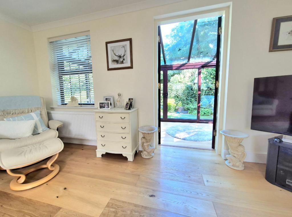 Lounge through to Sun Room